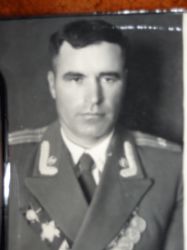 B-Romanyuk-Grigoryi-Makarovitch-1956