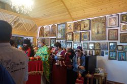 G-vnutri-new-sv-nikolay-church-in-lagodekhi